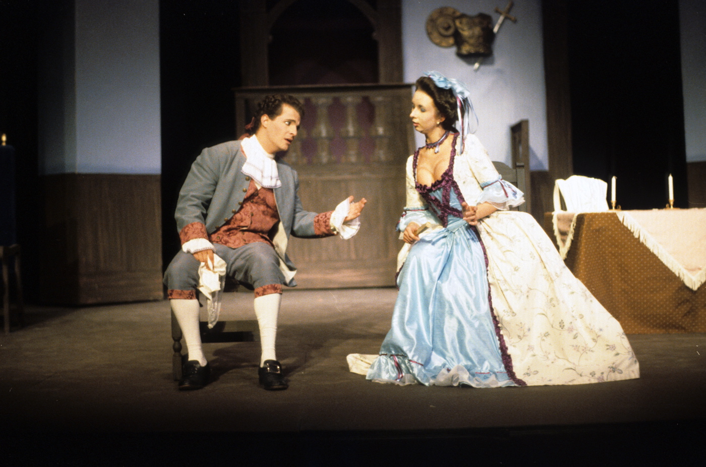 She Stoops To Conquer 24